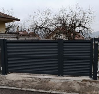 dvojkrídlové brány.jpg